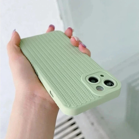 ⚠️Clearance iPhone 13/Pro/Pro Max Green Textured Phone Case - Picture 4 of 4